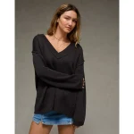 AE Big Hug V-Neck Sweater - Black