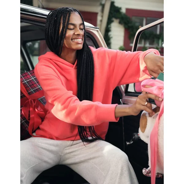 AE Everyday Luxe Hoodie - Bright Pink