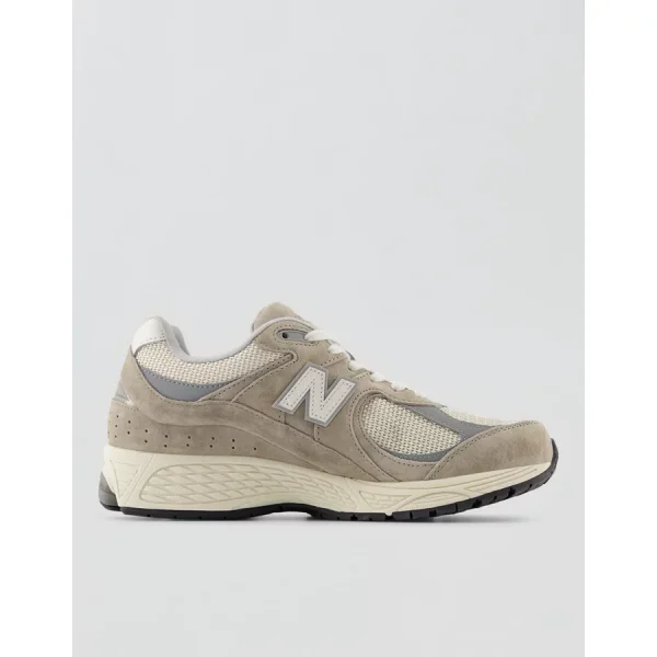 New Balance Men's 2002R Sneaker - Stone